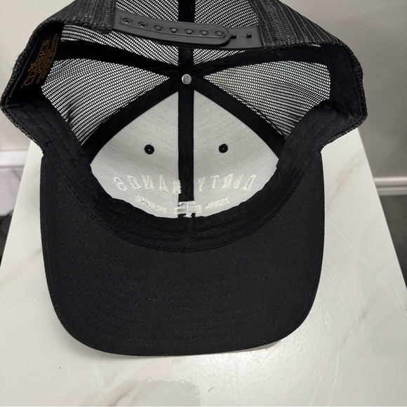 EUC DHCM Dirty Hands Clean Money Black Snap Back - Picture 6 of 6